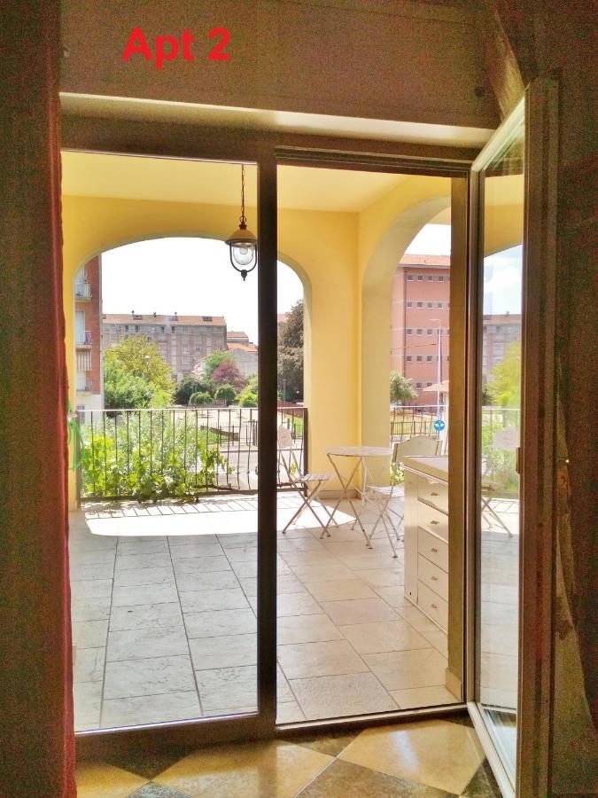 Yellow House Apartment Turin Exterior photo